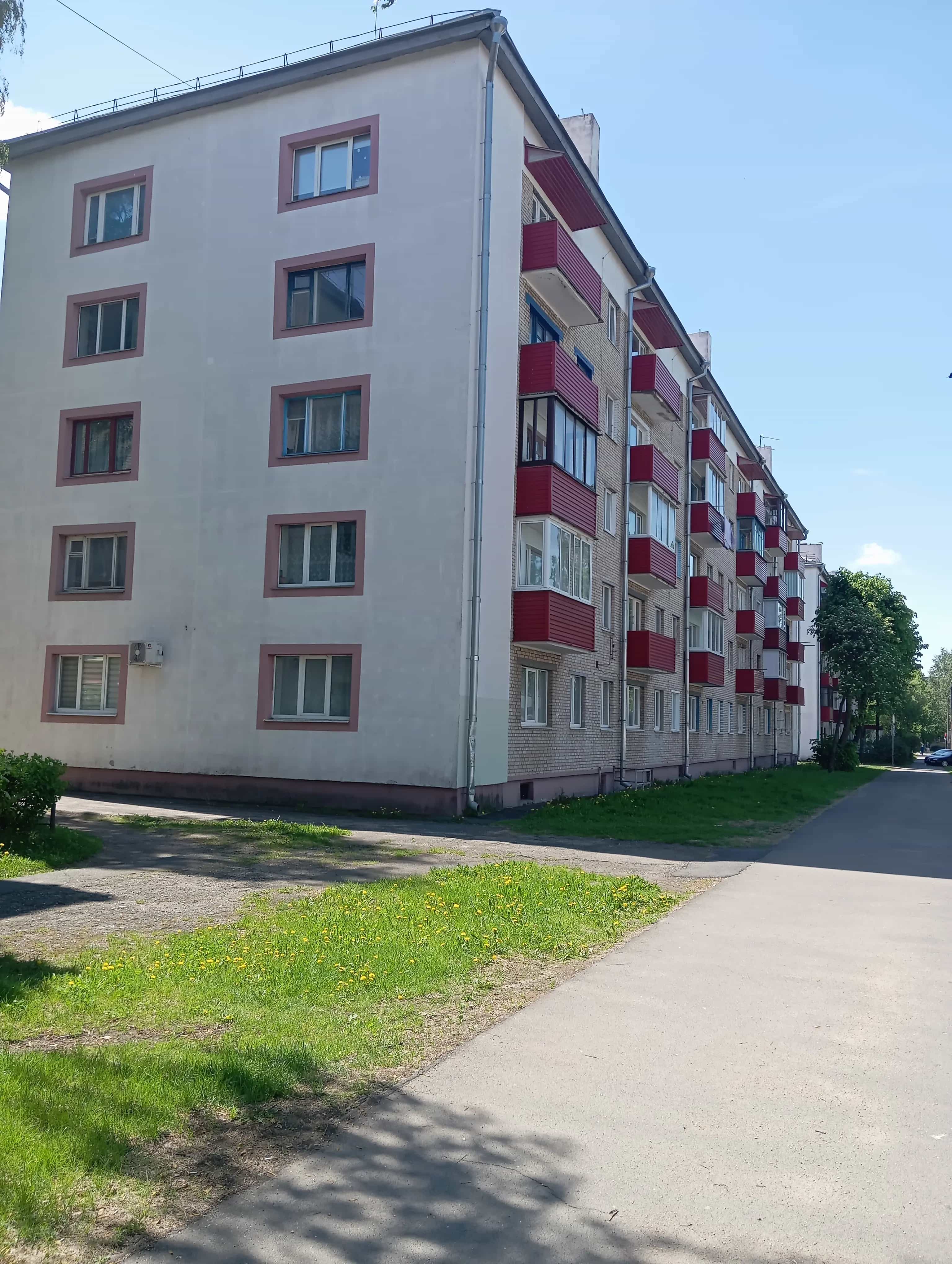 Беларусь, Брестская область, Барановичи, улица Курчатова, 17, фото 3