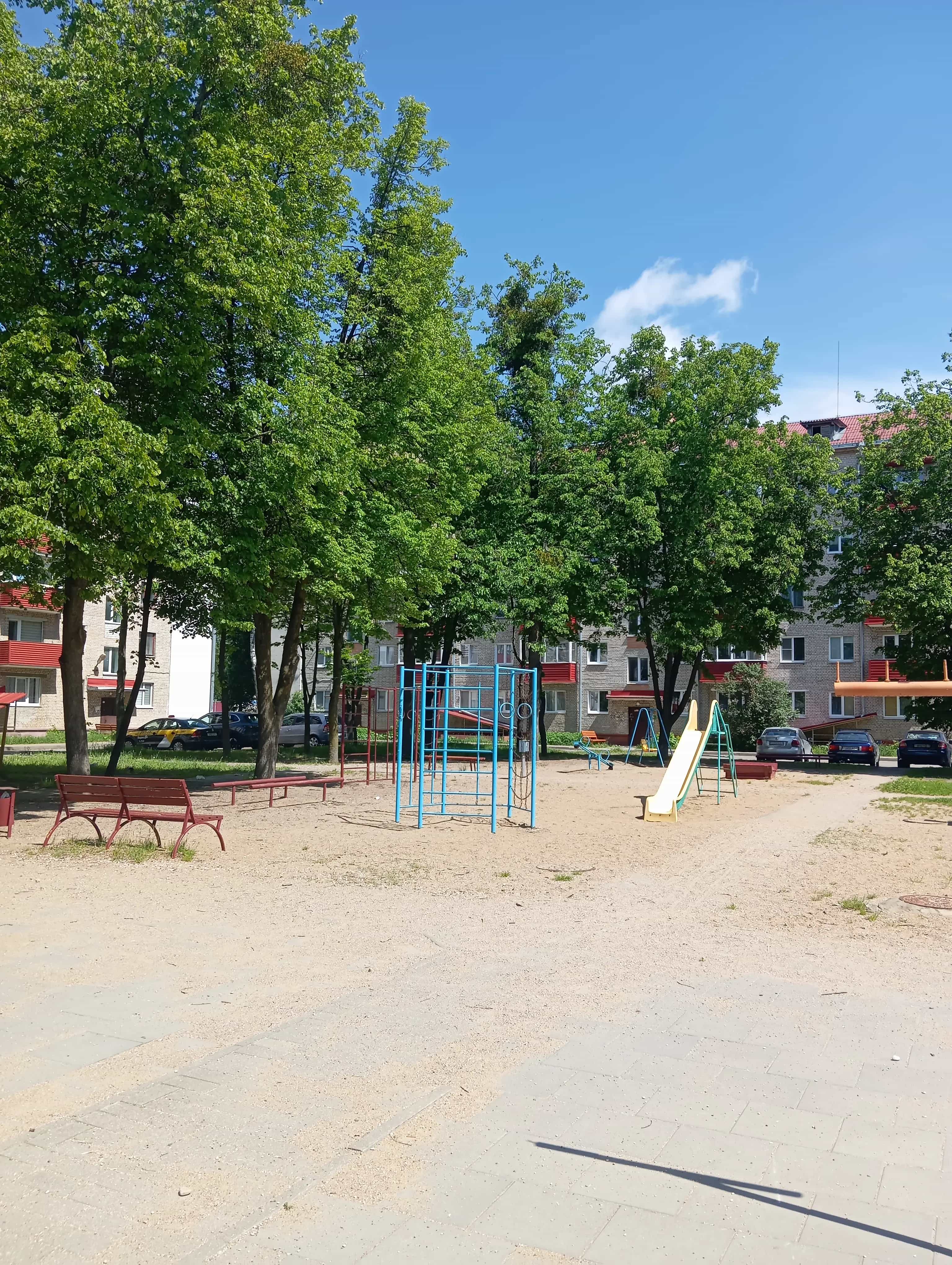 Беларусь, Брестская область, Барановичи, улица Курчатова, 17, фото 10