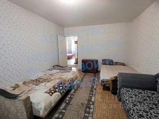 Россия, Новгородская область, Валдай, улица Радищева, 62, фото 2