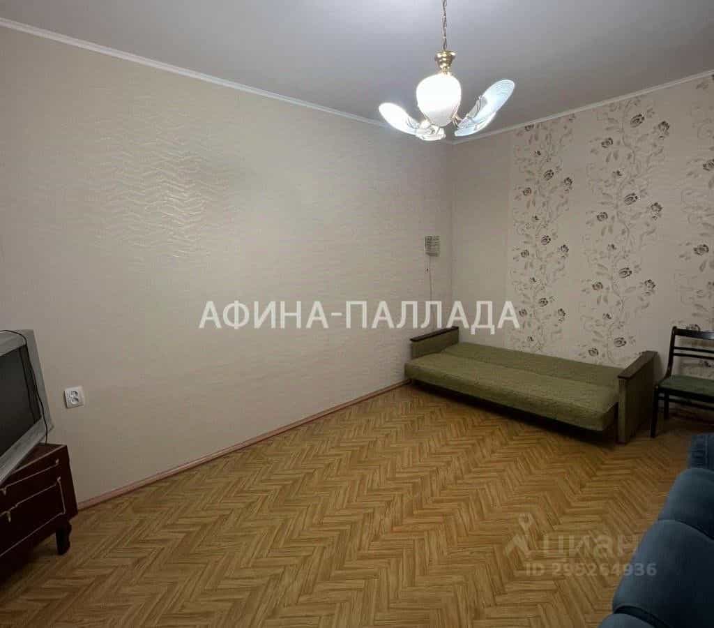 Россия, Ямало-Ненецкий автономный округ, Надымский район, Надым, Комсомольская улица, 16, фото 6