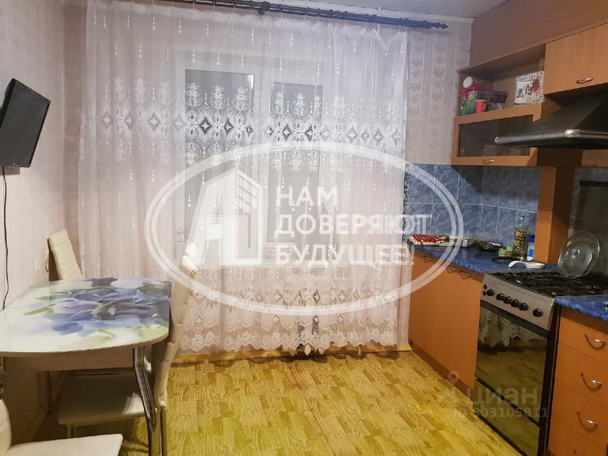 Россия, Удмуртская Республика, Воткинский район, посёлок Новый, улица Строителей, 24, фото 5