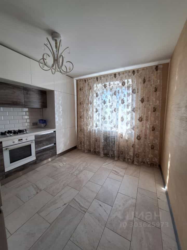 Россия, Великий Новгород, Псковская улица, 25