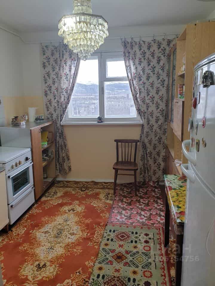 Россия, Мурманск, улица Адмирала Флота Лобова, 11к4, фото 5