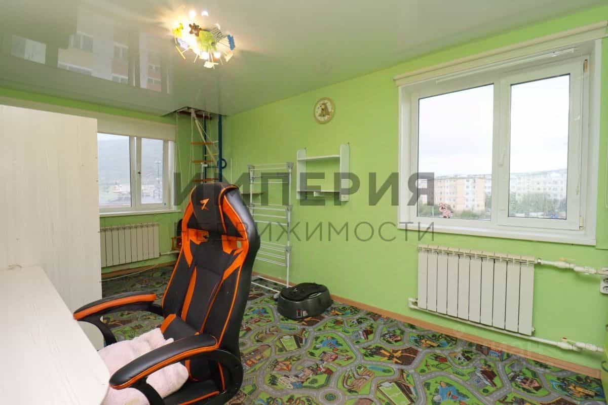 Россия, Магадан, Полярная улица, 11