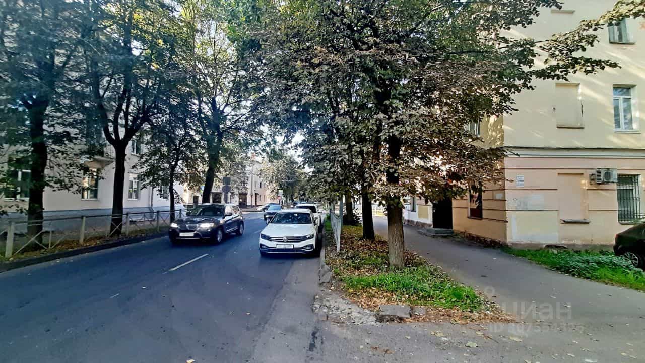 Россия, Великий Новгород, район Софийская сторона, Предтеченская улица, 8/8, фото 2