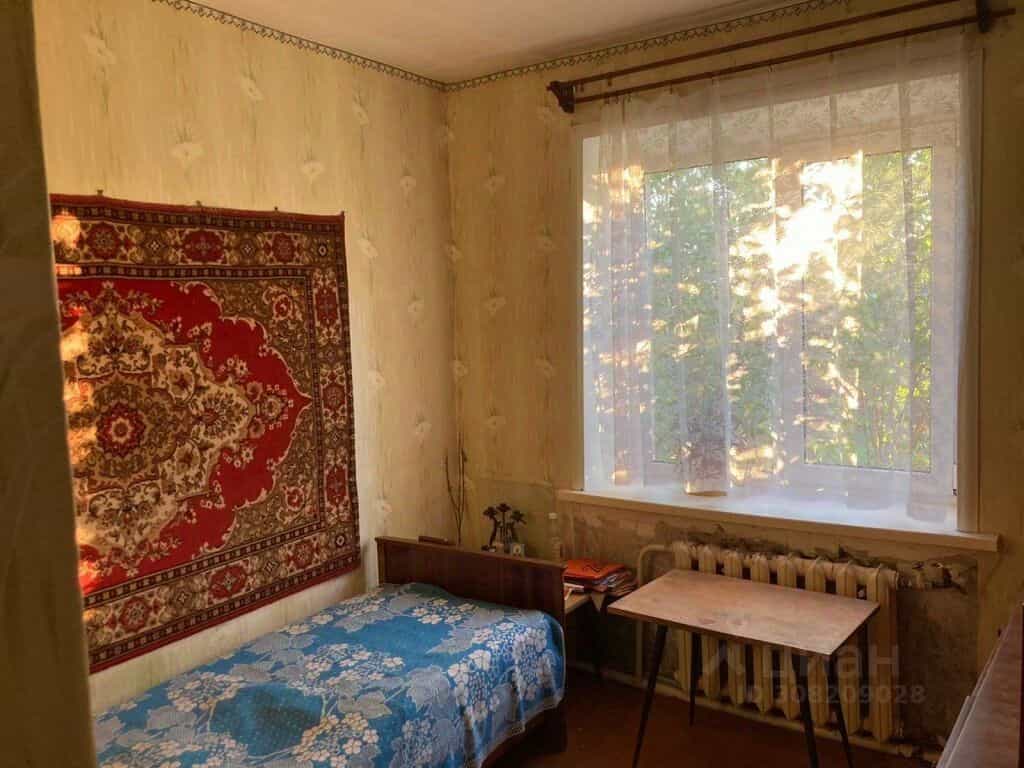 Россия, Новгородская область, рабочий посёлок Крестцы, улица Краснова, 11, фото 9