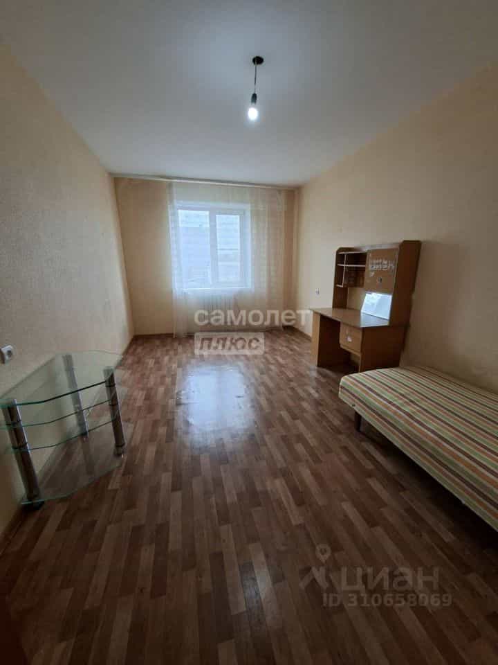 Россия, Республика Калмыкия, Элиста, 7-й микрорайон, 5к2, фото 2