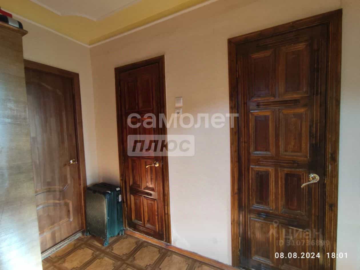 Россия, Республика Калмыкия, Элиста, 9-й микрорайон, 1к1, фото 5