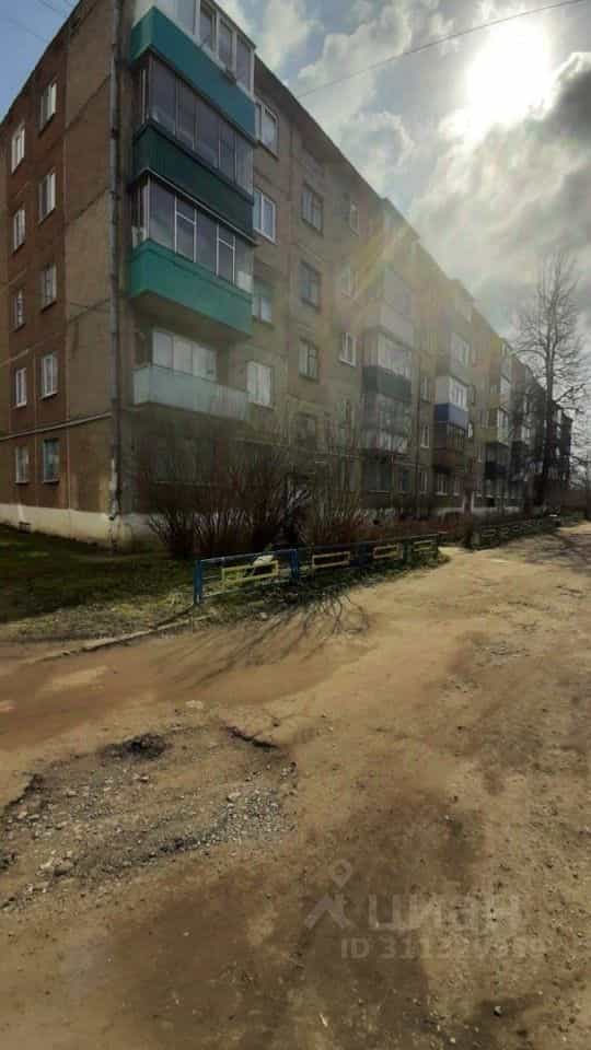 Россия, Орловская область, Мценск, 1-й микрорайон, 25