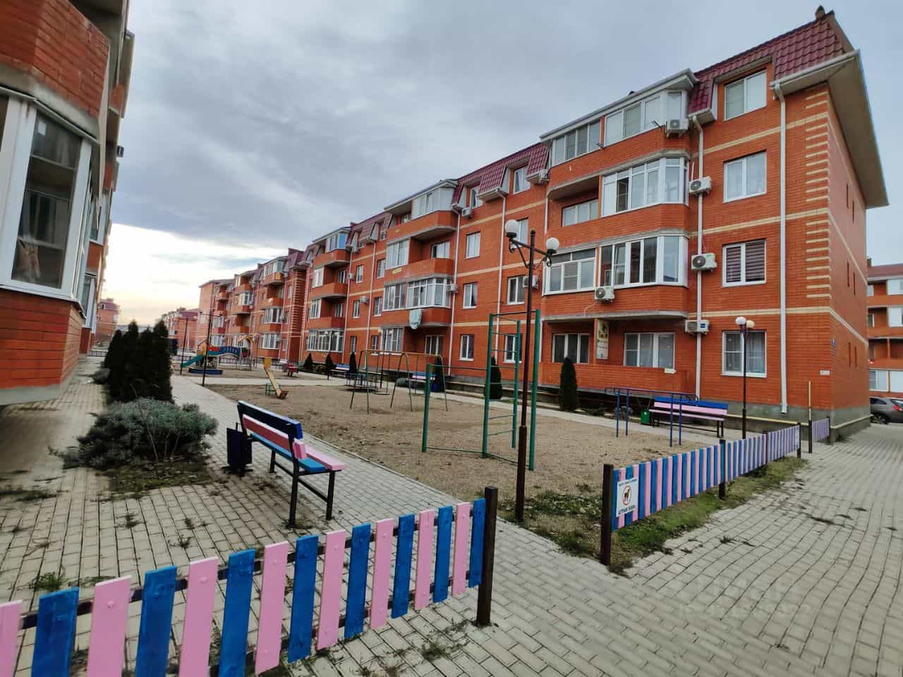 Россия, Республика Адыгея (Адыгея), Тахтамукайский район, посёлок городского типа Яблоновский, улица Гагарина, 155/2, фото 13