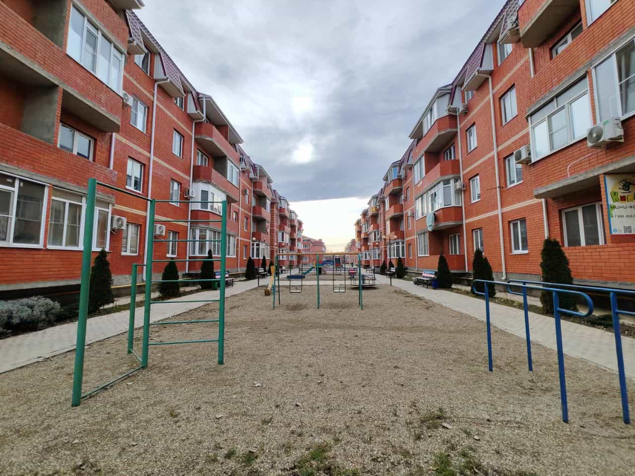 Россия, Республика Адыгея (Адыгея), Тахтамукайский район, посёлок городского типа Яблоновский, улица Гагарина, 155/2, фото 15