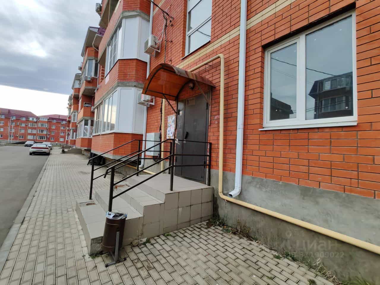 Россия, Республика Адыгея (Адыгея), Тахтамукайский район, посёлок городского типа Яблоновский, улица Гагарина, 155/2, фото 16
