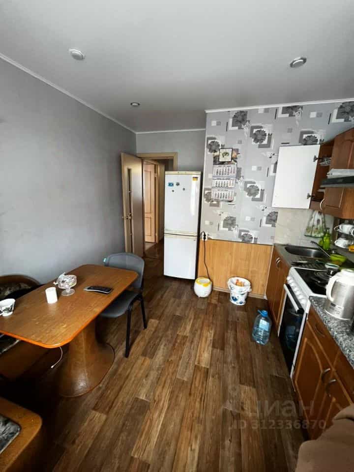 Россия, Сахалинская область, Поронайск, улица Победы, 86, фото 12
