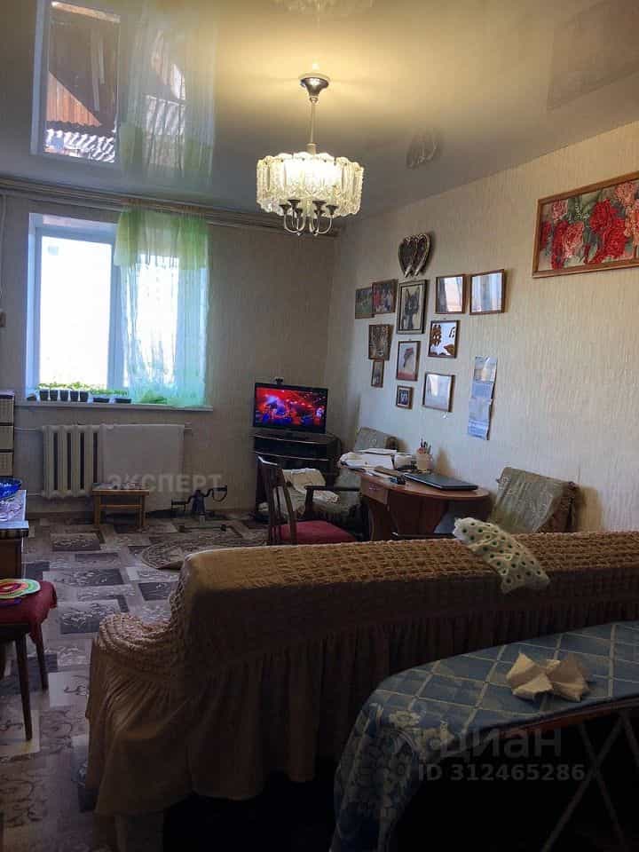 Россия, Новгородская область, Солецкий муниципальный округ, Сольцы, улица Лермонтова, 15, фото 4
