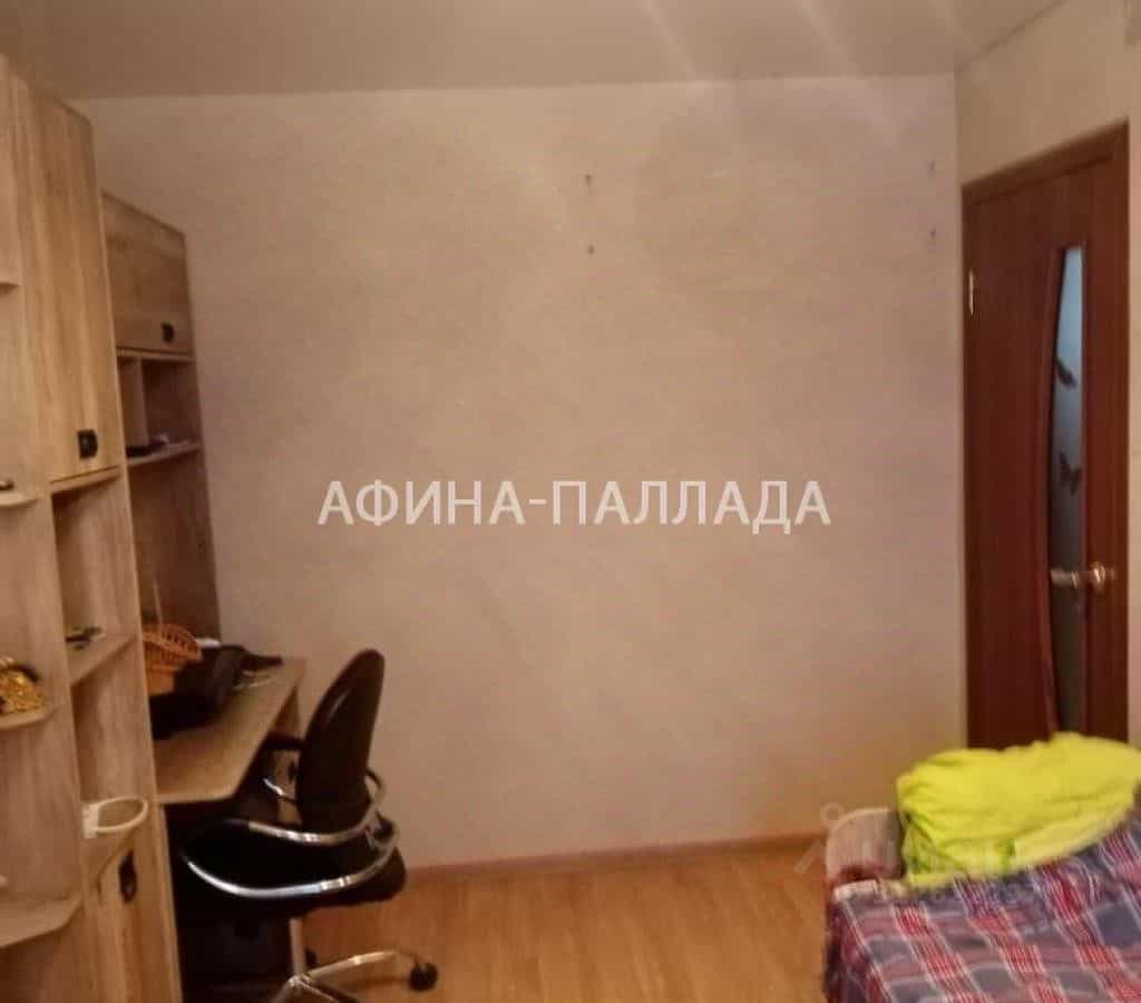 Россия, Ямало-Ненецкий автономный округ, Надымский район, Надым, Комсомольская улица, 21