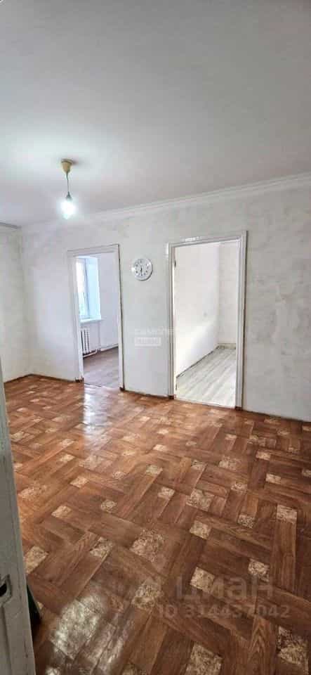 Россия, Республика Калмыкия, Элиста, 3-й микрорайон, 23, фото 5