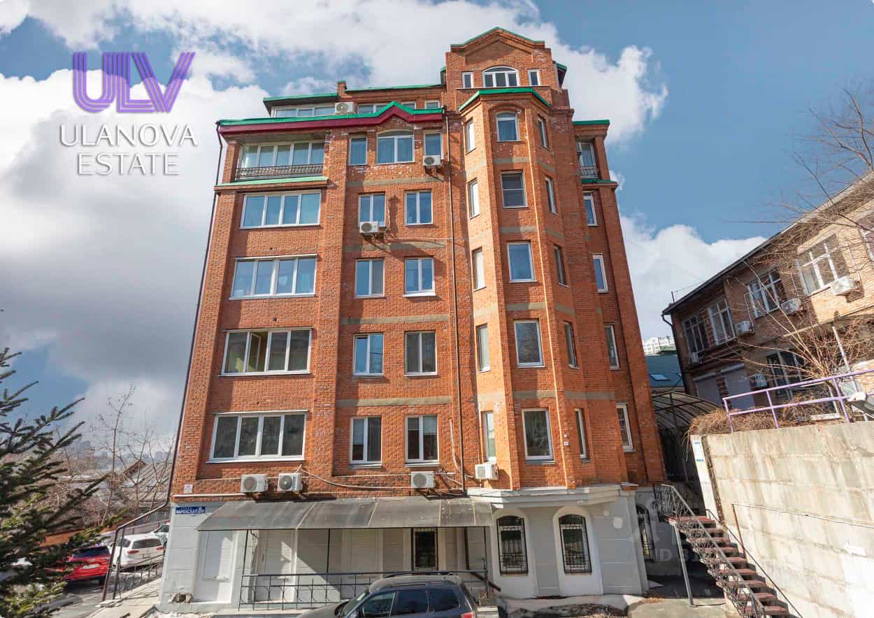 Россия, Приморский край, Владивосток, Абрекская улица, 8В, фото 2