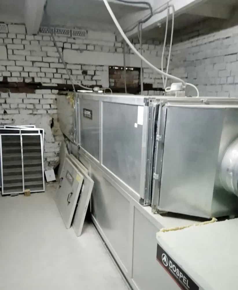 Беларусь, Минская область, Вилейка, улица 1 Мая, 105, фото 16