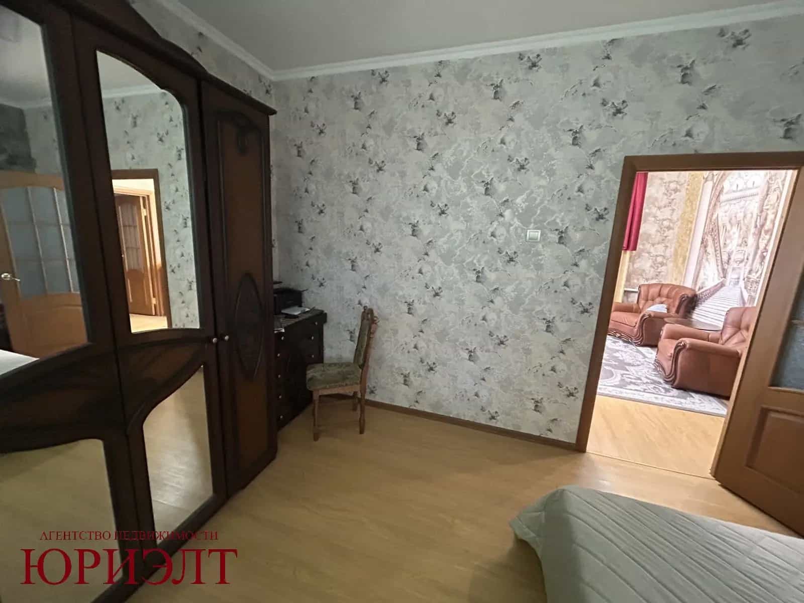 Беларусь, Брестская область, Пинск, Строительная улица, 13, фото 8