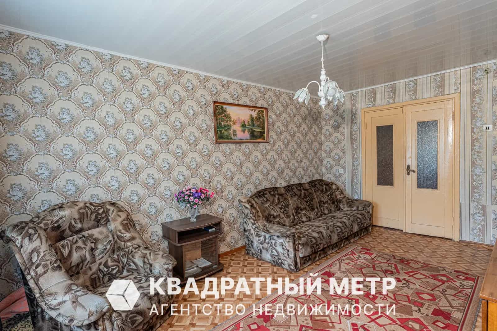Беларусь, Минский район, Папернянский сельсовет, агрогородок Вишнёвка, Центральный переулок, 9