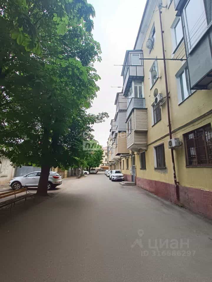 Россия, Кабардино-Балкарская Республика, Нальчик, проспект Ленина, 52, фото 25