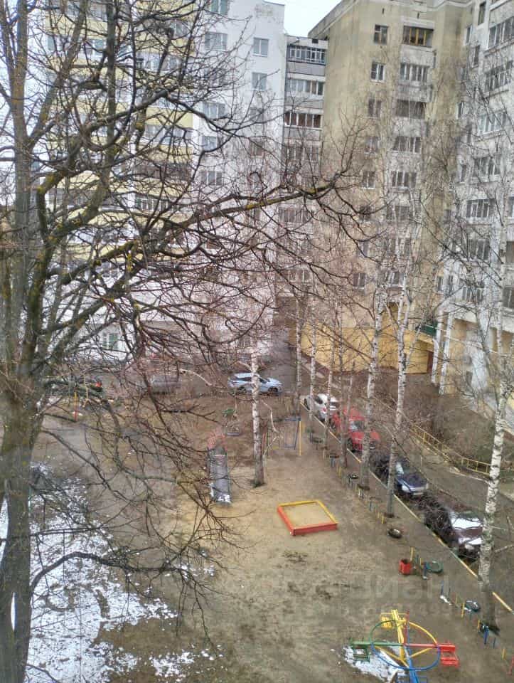 Россия, Республика Марий Эл, Йошкар-Ола, бульвар Чавайна, 32, фото 5