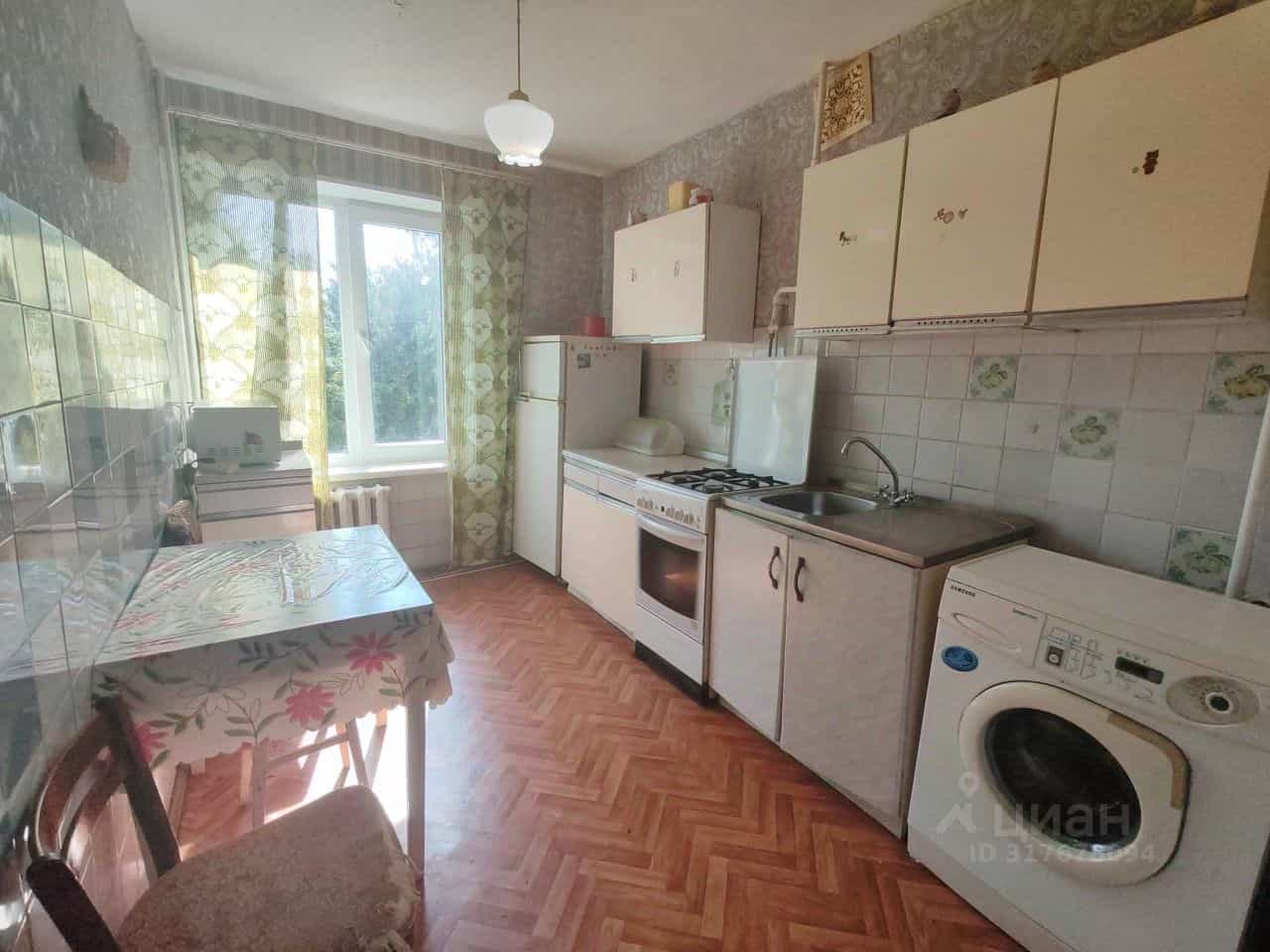 Россия, Орловская область, Мценск, улица Ленина, 202, фото 13
