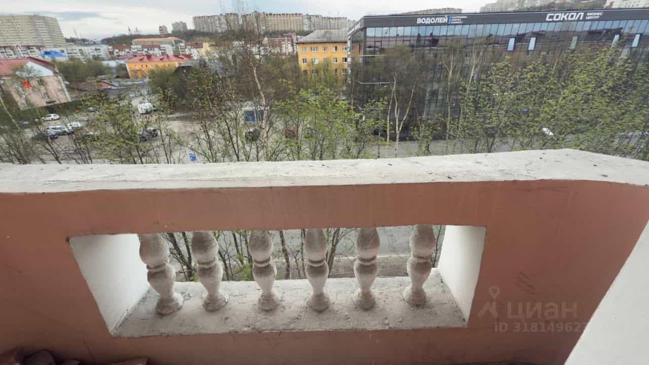 Россия, Мурманск, улица Карла Либкнехта, 23, фото 11