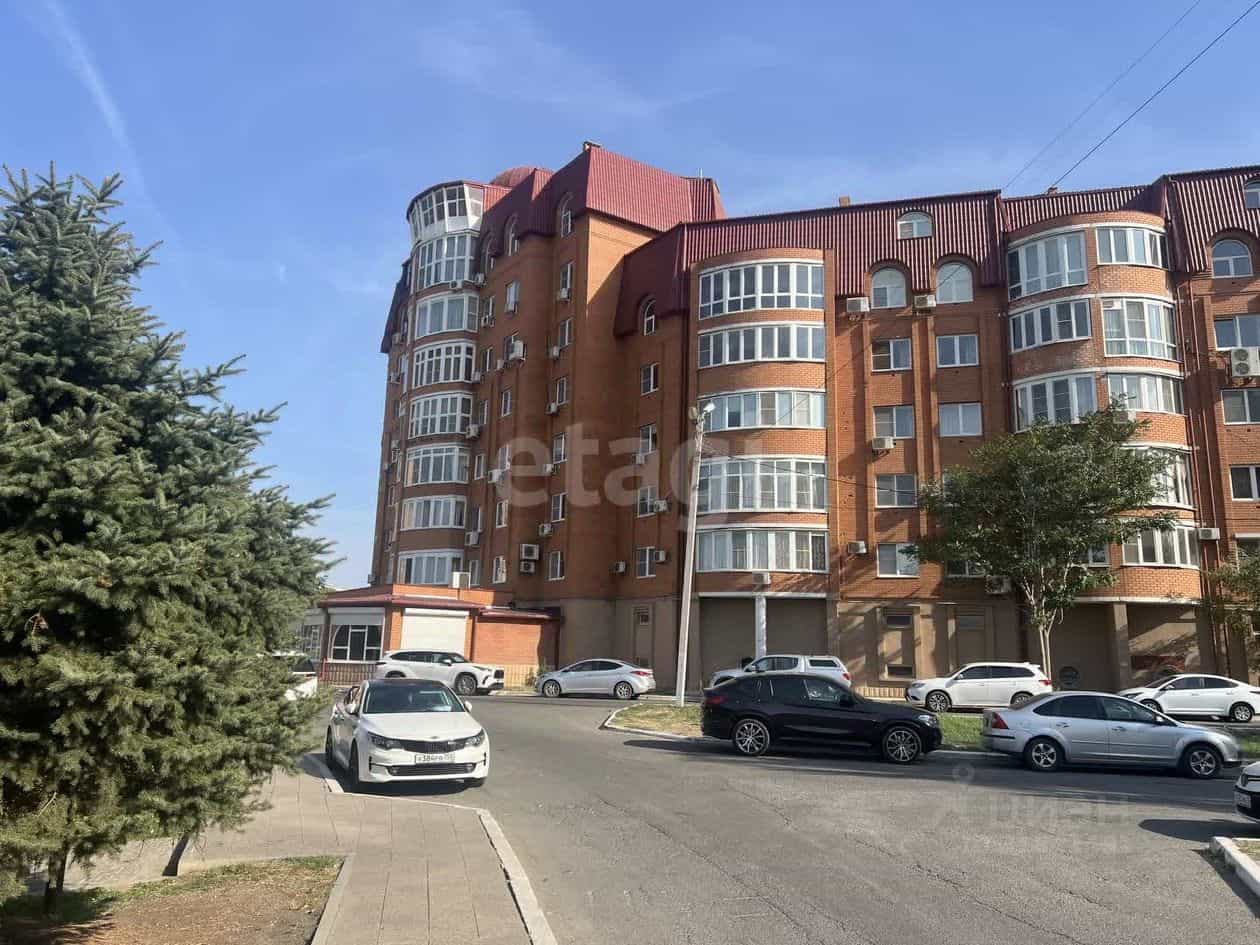Россия, Астрахань, проспект Губернатора Анатолия Гужвина, 3, фото 30