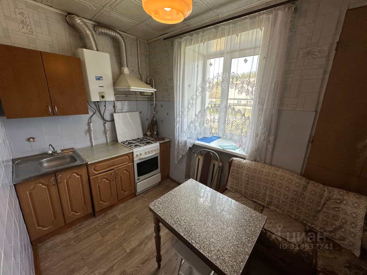 Россия, Республика Марий Эл, Звениговский район, городское поселение Суслонгер, посёлок городского типа Суслонгер, улица Мира, 5, фото 9