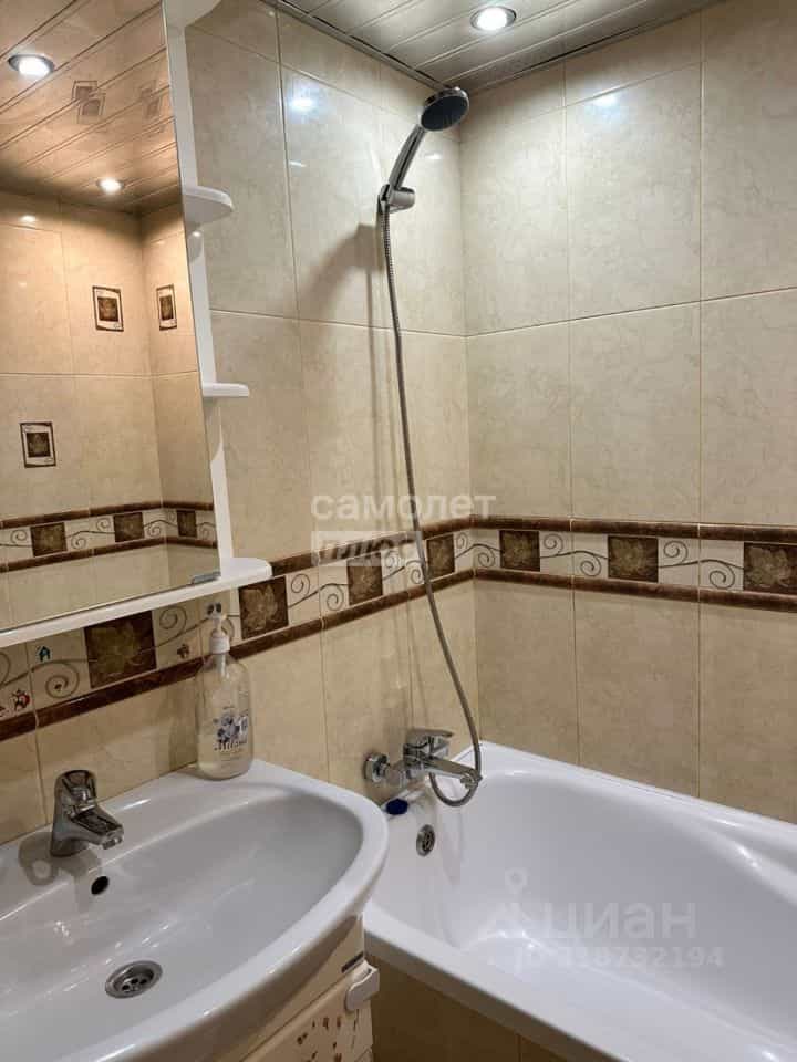 Россия, Республика Калмыкия, Элиста, 7-й микрорайон, 1к2, фото 15