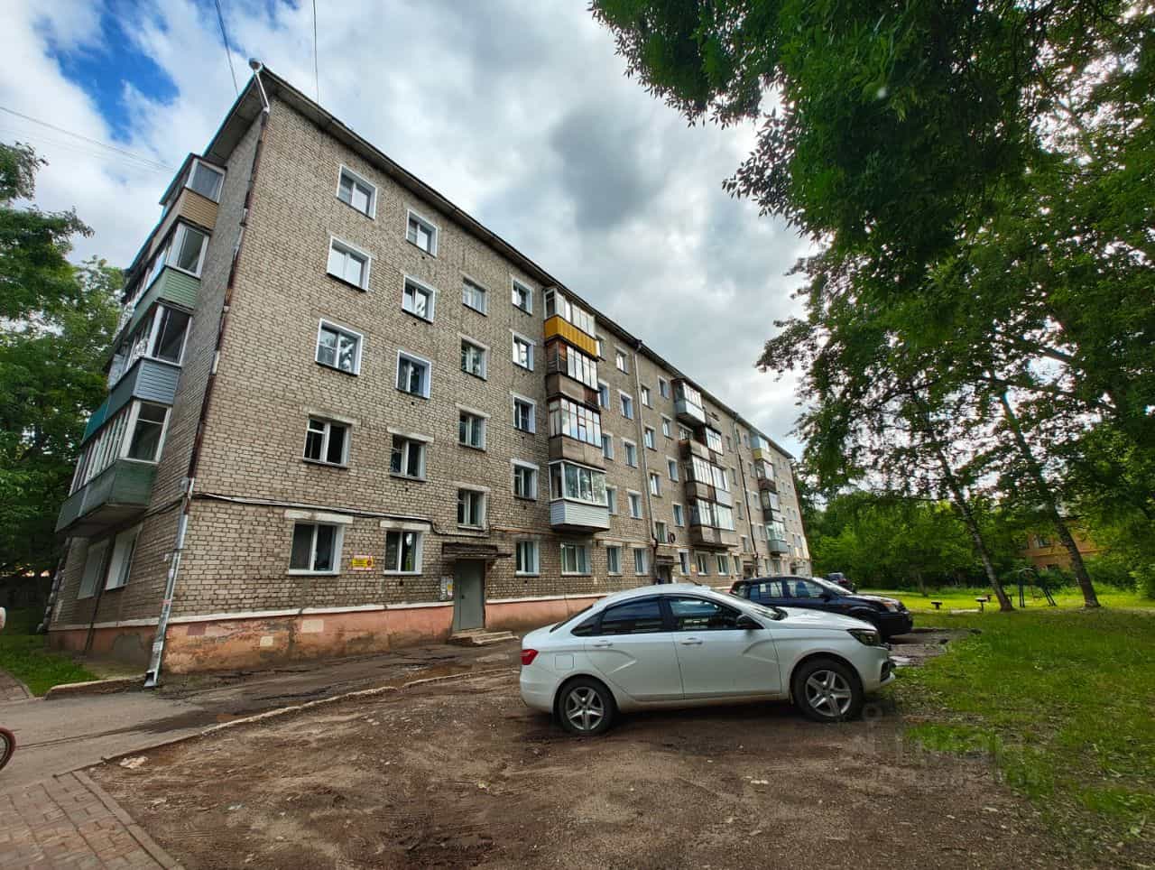 Россия, Киров, улица Возрождение, 3, фото 2