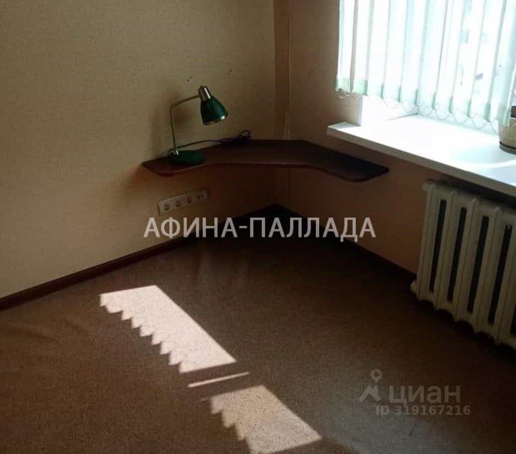 Россия, Ямало-Ненецкий автономный округ, Надымский район, Надым, улица Зверева, 47, фото 4