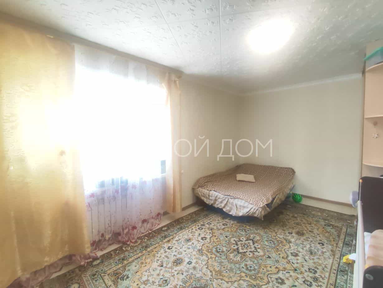 Россия, Сахалинская область, Долинск, Комсомольская улица, 24, фото 2