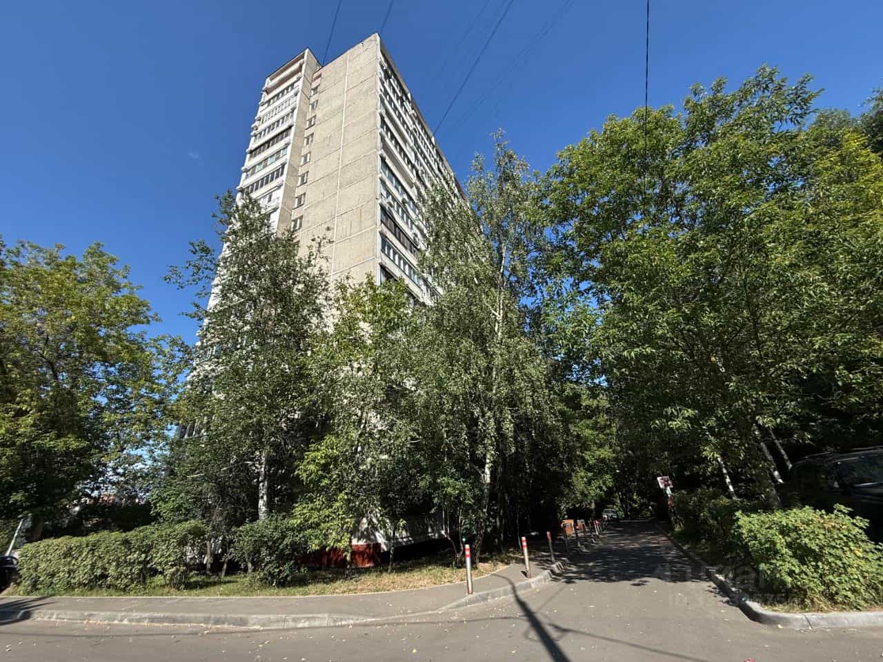 Россия, Москва, Озёрная улица, 15