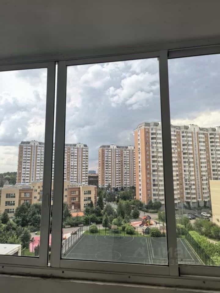 Россия, Москва, Новомосковский административный округ, район Внуково, улица Авиаконструктора Петлякова, 25, фото 8