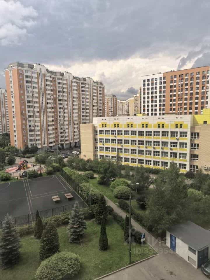 Россия, Москва, Новомосковский административный округ, район Внуково, улица Авиаконструктора Петлякова, 25, фото 9