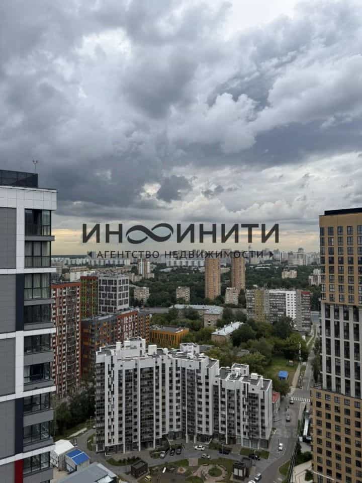 Россия, Москва, улица Петра Алексеева, 14