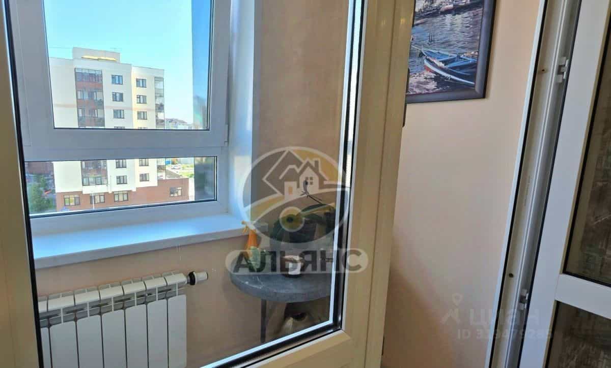 Россия, Ямало-Ненецкий автономный округ, Новый Уренгой, район Южная Жилая Часть, микрорайон Энтузиастов, 7, фото 7