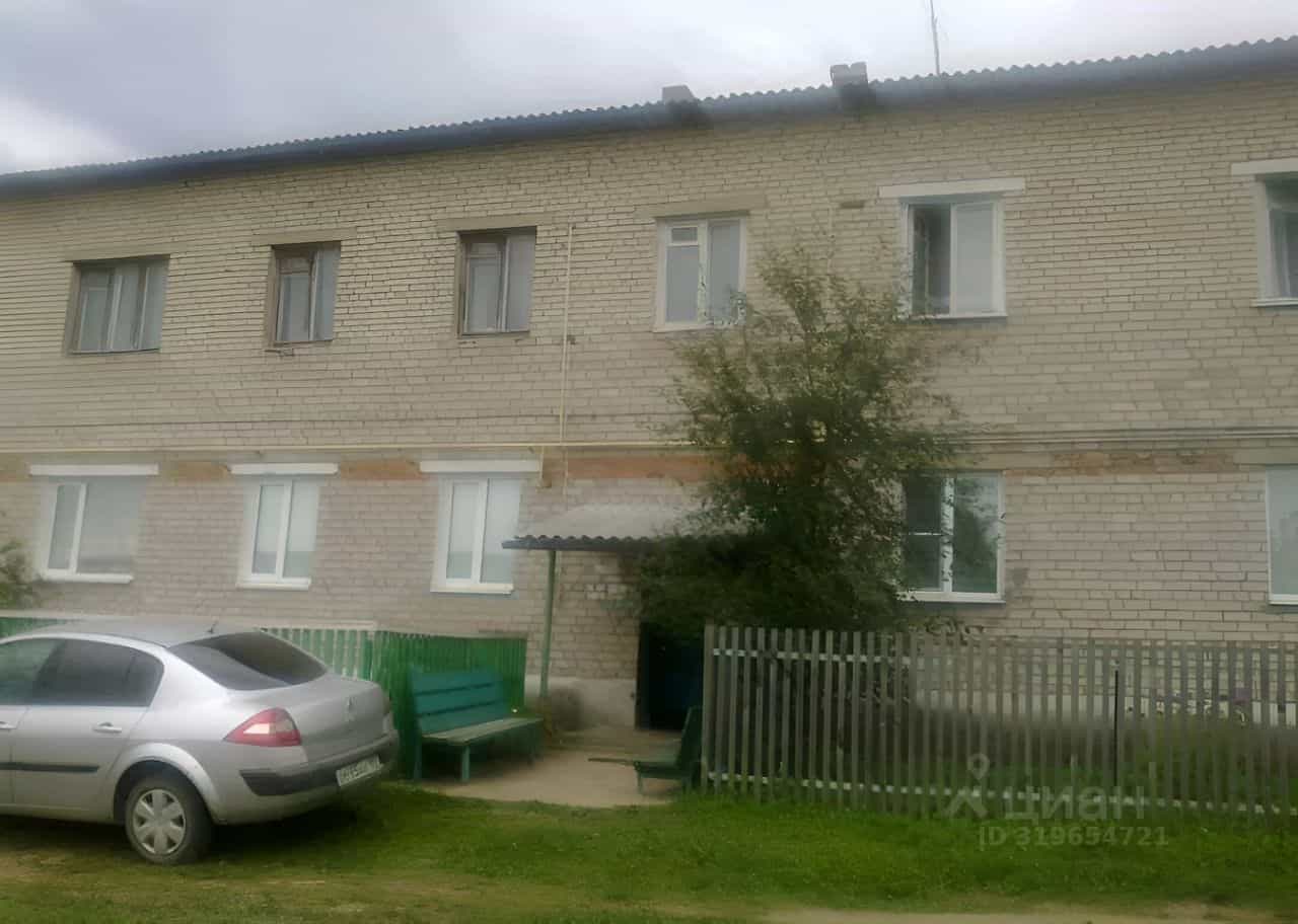 Россия, Смоленская область, Сафоновский муниципальный округ, село Издешково, Десантная улица, 3, фото 2