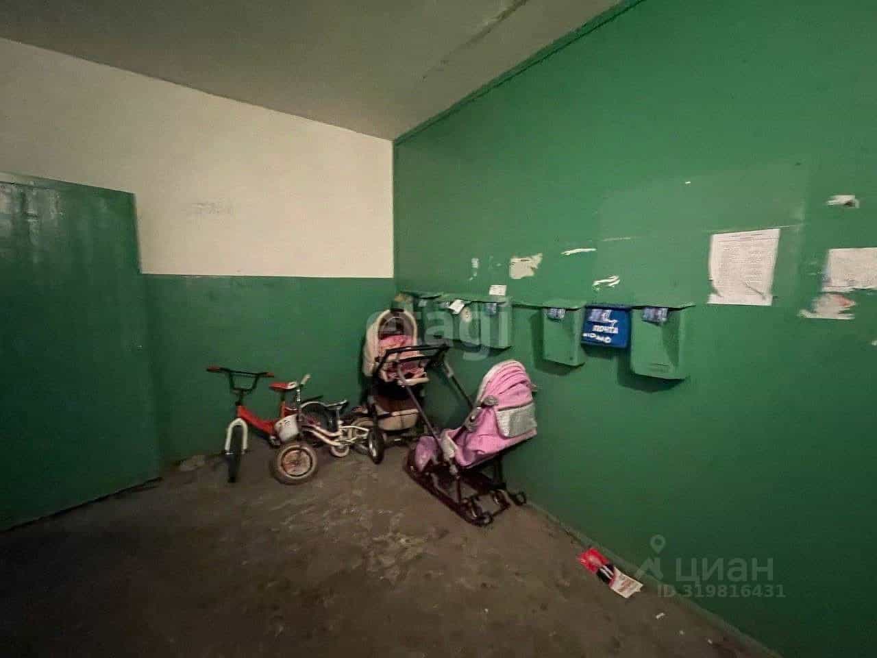 Россия, Ямало-Ненецкий автономный округ, Приуральский район, посёлок городского типа Харп, улица Гагарина, 9, фото 4