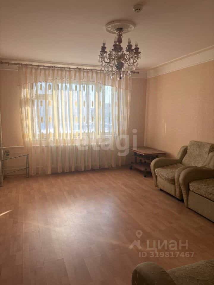 Россия, Ямало-Ненецкий автономный округ, Салехард, улица Мира, 9