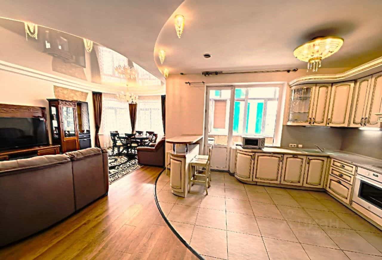 Россия, Камчатский край, Петропавловск-Камчатский, улица Ларина, 22/3, фото 7