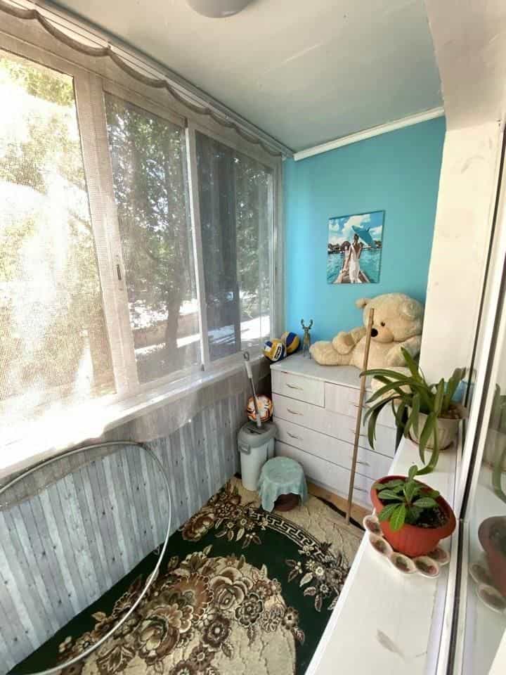 Россия, Республика Бурятия, Улан-Удэ, улица Калашникова, 16, фото 19