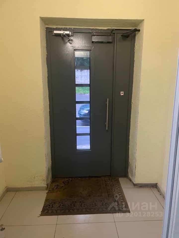 Россия, Смоленск, микрорайон Королёвка, 15Б, фото 2