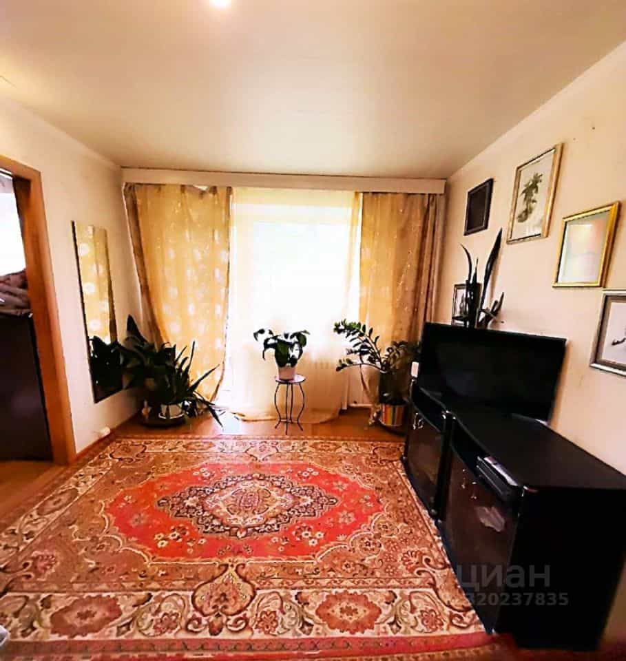 Россия, Камчатский край, Петропавловск-Камчатский, улица Труда, 27, фото 2