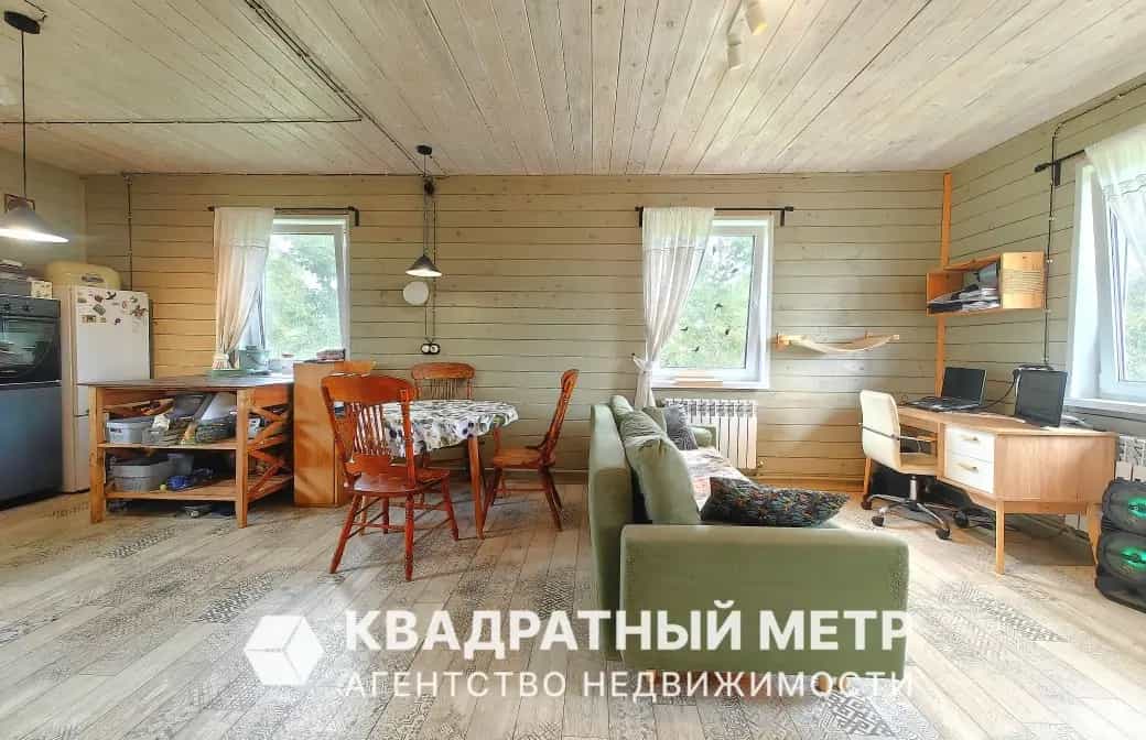 Беларусь, Минская область, Пуховичский район, Руденский сельсовет, деревня Варшавка, Луговая улица, 10