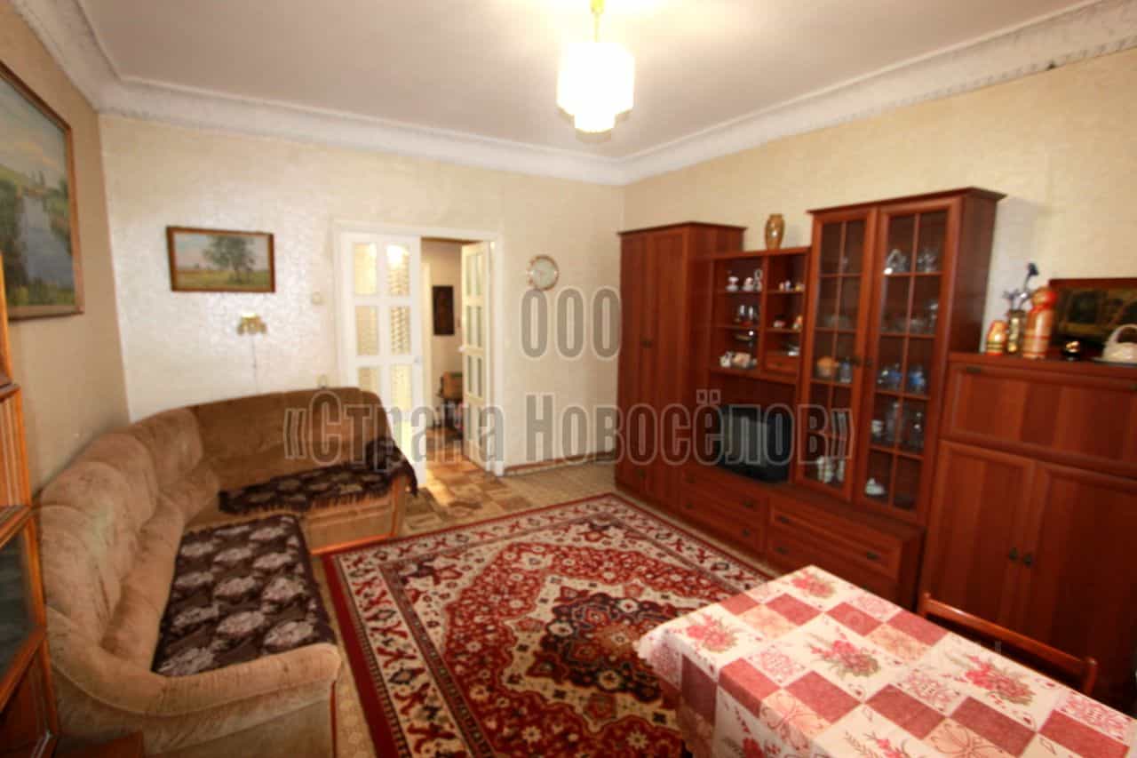 Россия, Республика Мордовия, Саранск, проспект Ленина, 18