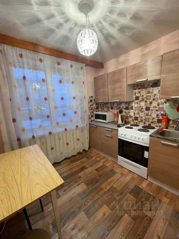 Россия, Республика Саха (Якутия), Мирнинский район, Удачный, микрорайон Новый Город, 7