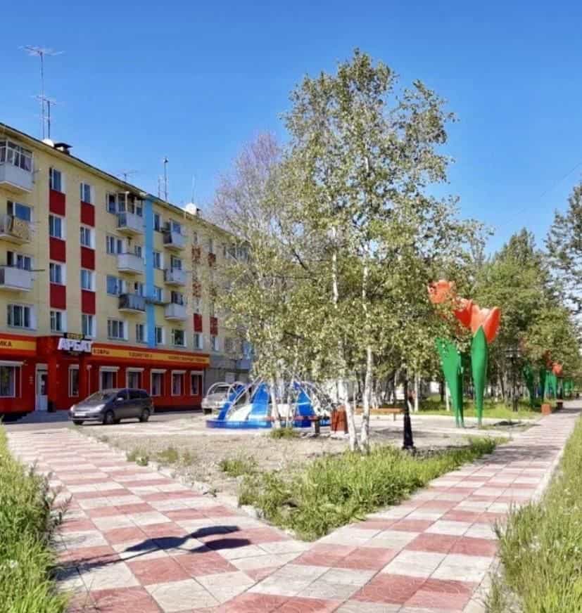 Россия, Магаданская область, Хасынский муниципальный округ, посёлок городского типа Палатка, Центральная улица, 14, фото 7